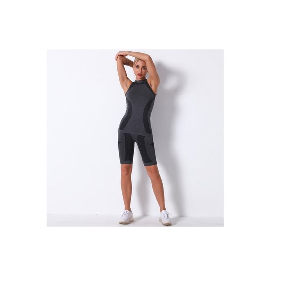 Compression Suit Shorts & Top - Activewear 2 piece set - Bermuda Shorts and Top - Picture 4 of 10